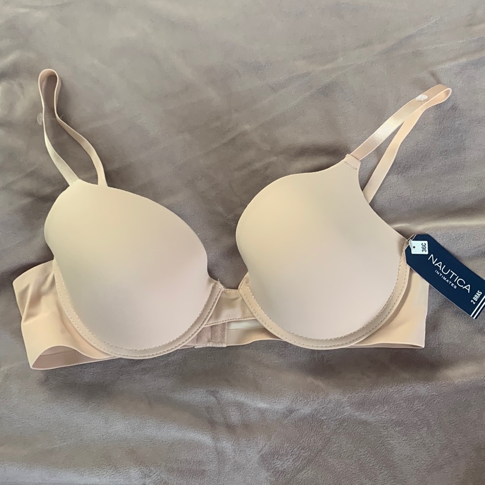 NWT nude Náutica bra
